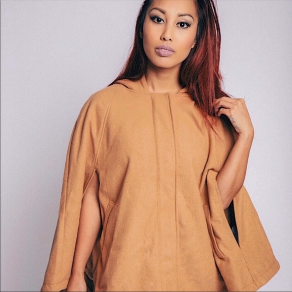 NEW Forever 21 Brown Cape